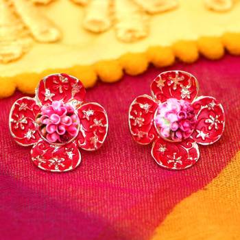 Maroon studs 1