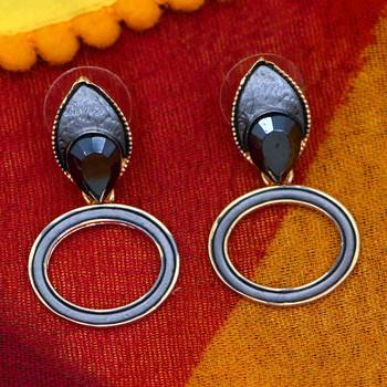Grey studs 1