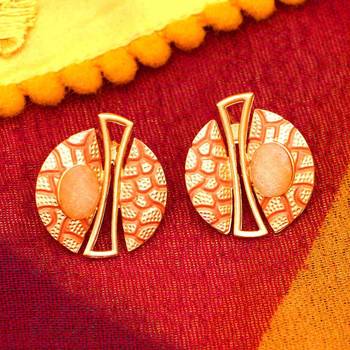 Yellow studs 1