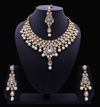 Lalso Designer Kundan Stone White Drops Antique Gold Link Necklace Earring Maangtikka Jewelry Set - LLKNS03_WT 2