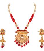 Gold crystal pendants