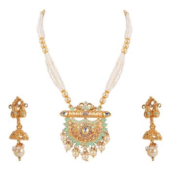 Gold crystal pendants 1