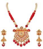 Gold crystal pendants