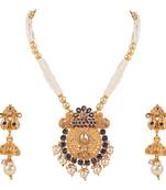 Gold crystal pendants