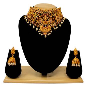 Maroon necklace-sets 1