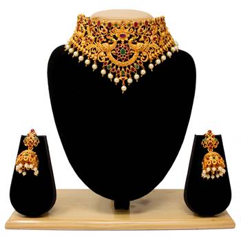 Maroon necklace-sets 1