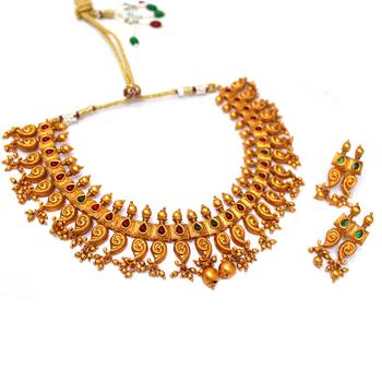 Maroon necklace-sets 2