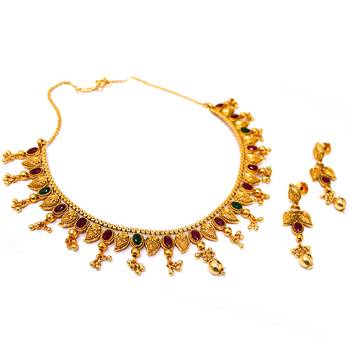 Maroon necklace-sets 2