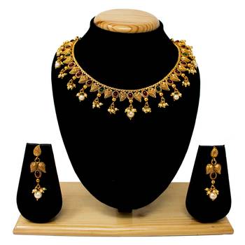 Maroon necklace-sets 1