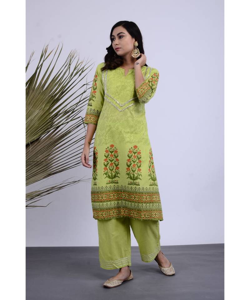 Taranum Hand Block Set of Two