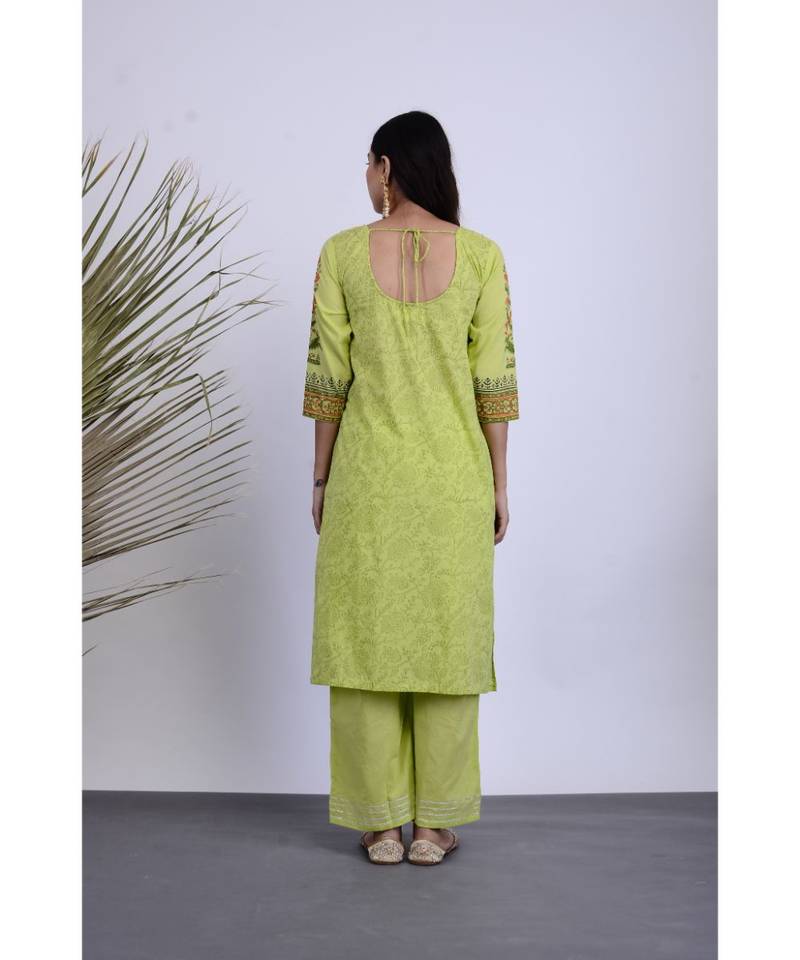 Taranum Hand Block Set of Two