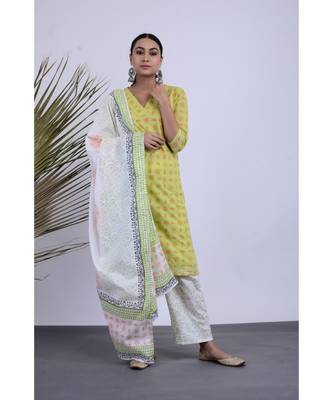 Saka Hand Blocked Set Of Three 1
