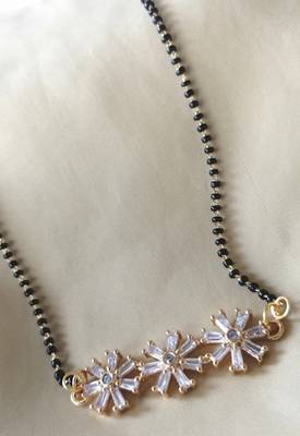 Gold mangalsutra 1