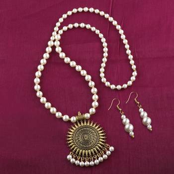 Gold Jewellery 1