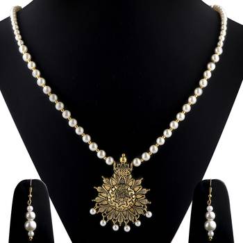 Gold Jewellery 4