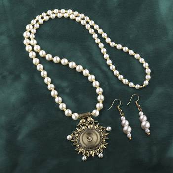 Gold Jewellery 1