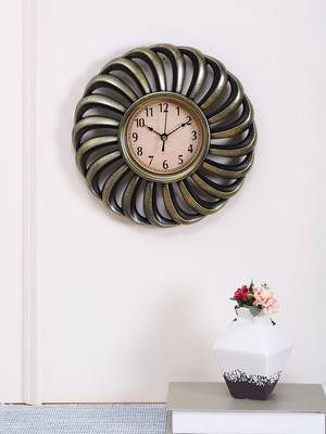 Golden Finish Spiral Wall Clock 1