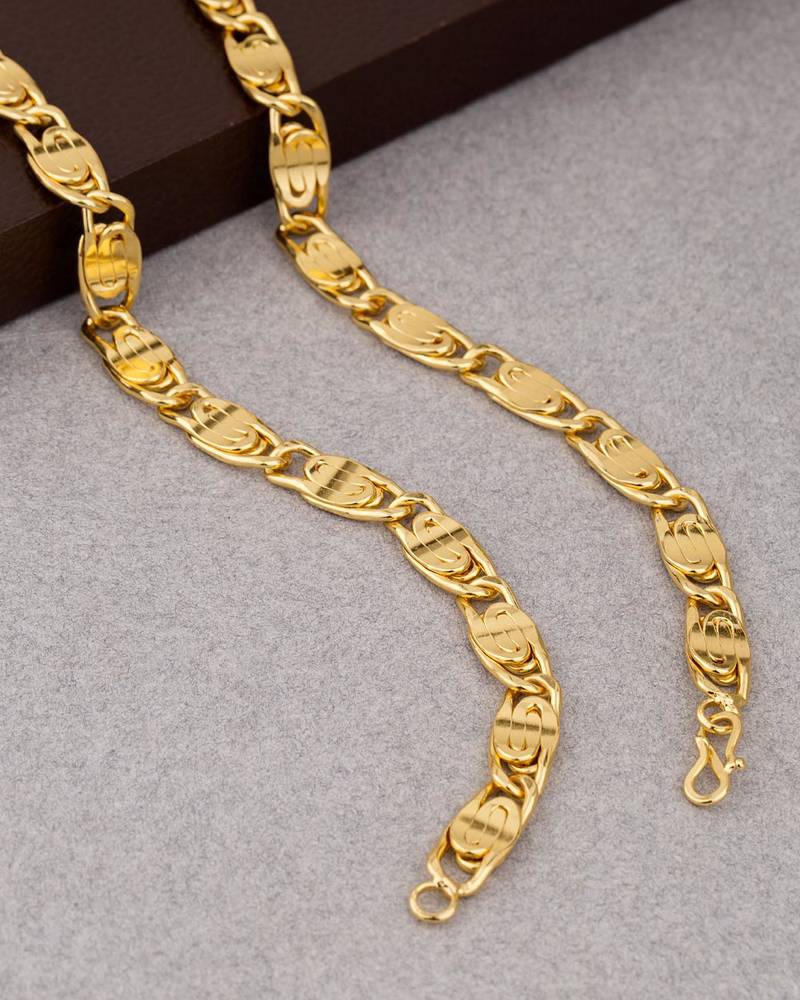 Linking Laureate Brass Chain In Gold Plating Voylla 3091900