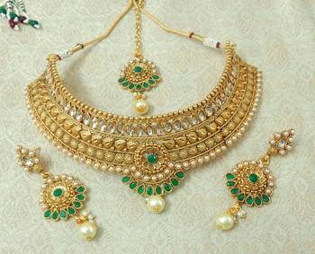 Lalso Designer Kundan Stone Green Gold Plated Bridal Choker Necklace Earring Maangtikka Jewelry Set-LCN31_GR 1