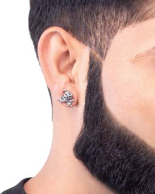 Royal Stud Pirate Earring 4