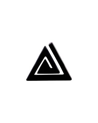 Royal Stud Arrow Earring 2
