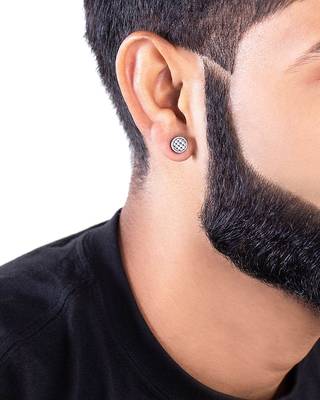Royal Stud Checked Surface Earring 4