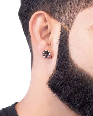 Royal Stud Om In A Circle Earring 4