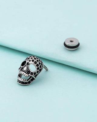 Royal Stud Skull Motif Earring 1