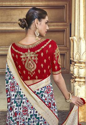 White woven banarasi silk saree with blouse 3