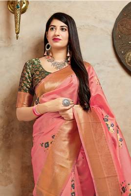 Pink Woven Banarasi Silk Saree With Blouse 2
