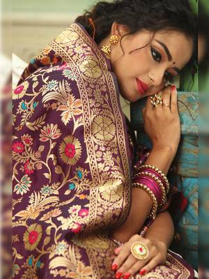 Wine Woven Banarasi Silk Saree With Blouse 2