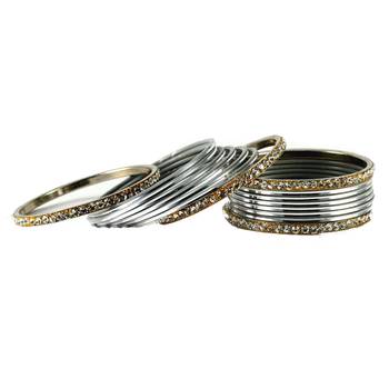 Preety Bangles Color-Silver 1