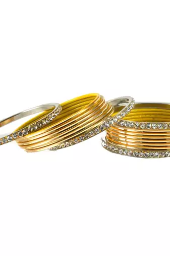 Antiqe Bangles Color-Golden