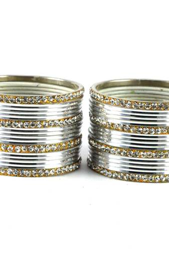 Preety Bangles Color-Silver