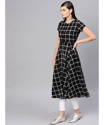 Black Check Front Open Flared Midi 2