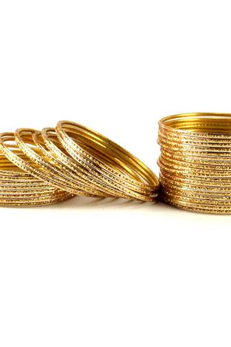 Classy Bangles Color-Golden