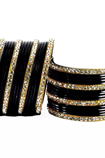 Pretty  Bangles Color-Black