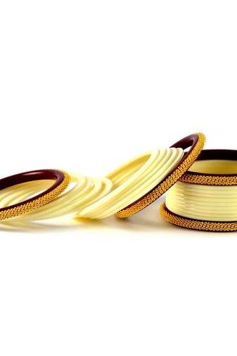 Antiqe Bangles Color-White