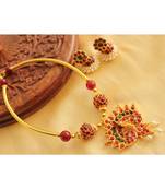 Beautiful Gold Tone Kemp Green Peacock Necklace Set