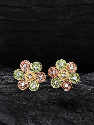 Zerokaata Gold Earrings 1