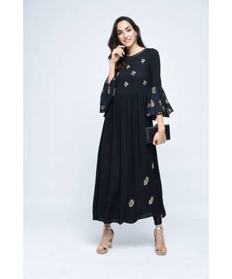 black viscose stitched quarter_sleeve kurtis 1