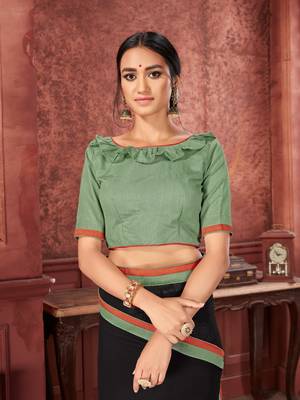 Black printed georgette saree with blouse 5