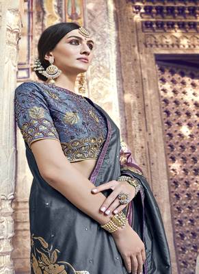 Mauve embroidered banarasi silk saree with blouse 2