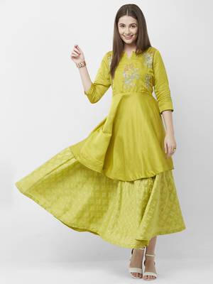 Green embroidered silk kurtas-and-kurtis 3