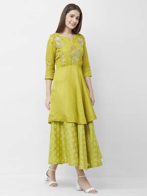 Green embroidered silk kurtas-and-kurtis 4
