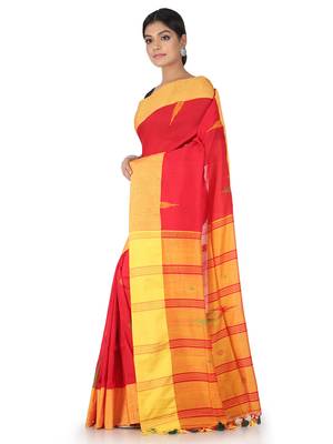 red handwoven cotton jamdani with blouse 2