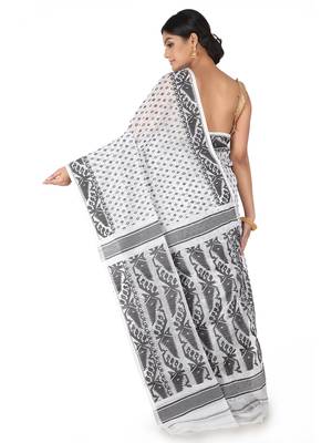 White Handwoven Cotton Jamdani Without Blouse 3
