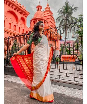 Beige Woven Crepe Saree With Blouse 2