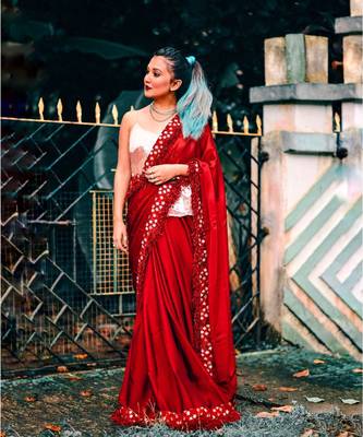 Inddus Maroon Silk Blend Lace Bordered Fringe Saree With Blouse 2
