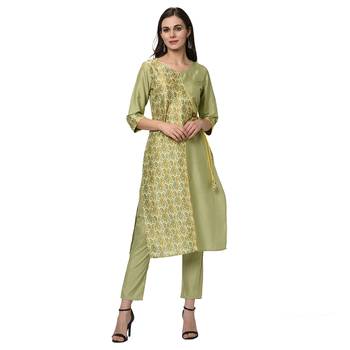 Women's Green Digital Print Straight Polysilk Kurta Dupatta Pant Set 2